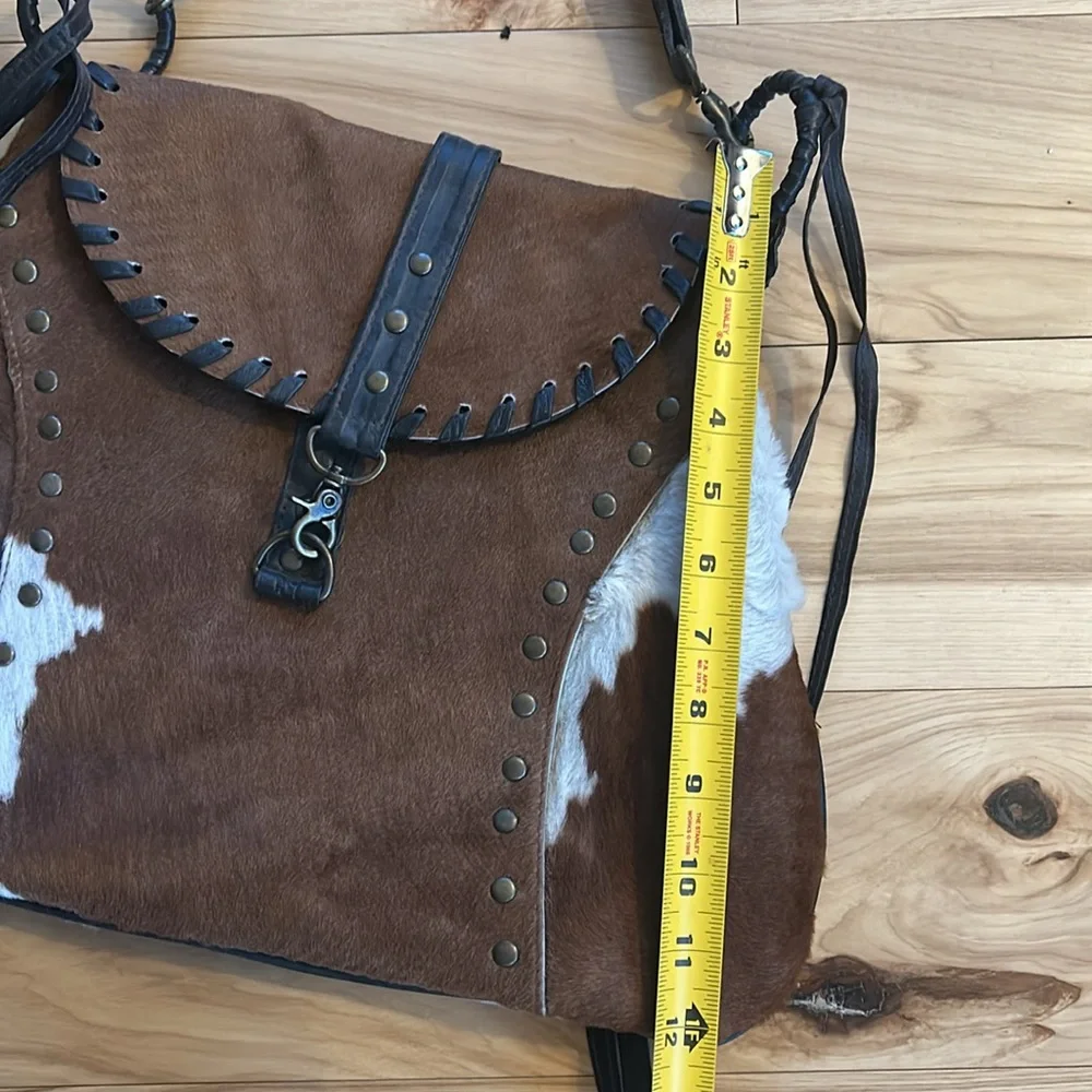 Cow Purse - Picture 5 of 9